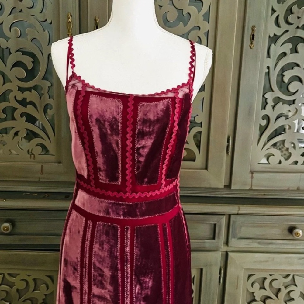 Alberta Ferretti magenta red velvet and tulle dress - Picture 4 of 11